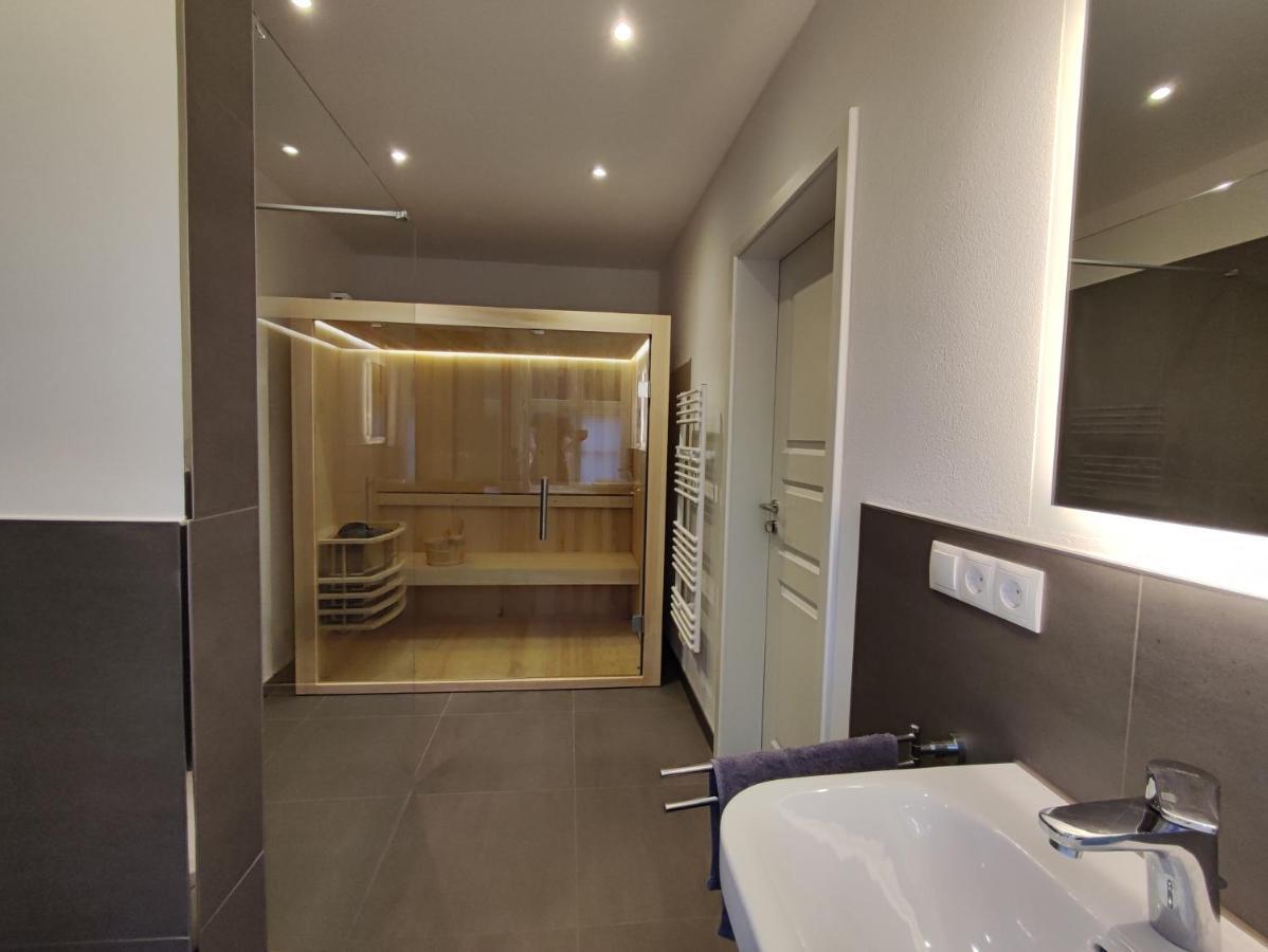 Forsthaus Zartwitzer Huette Apartment Rechlin Exterior photo